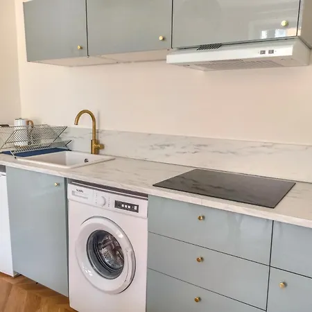 Lumiere Doree Yourhosthelper Apartament *